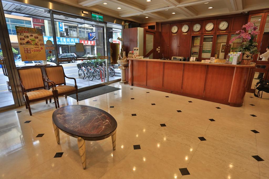 Cambridge Tainan Hotel Exteriér fotografie