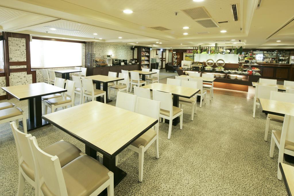 Cambridge Tainan Hotel Exteriér fotografie