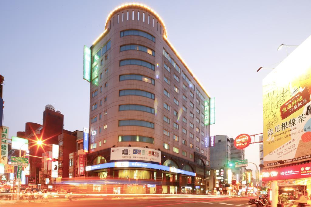 Cambridge Tainan Hotel Exteriér fotografie